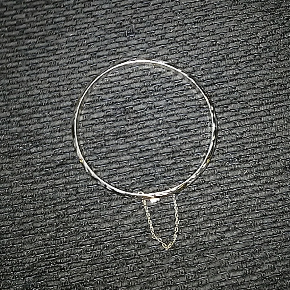 Beautiful SS hinged bracelet